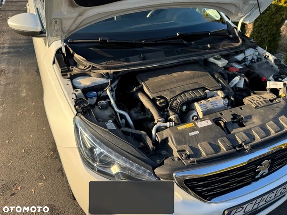 Peugeot 308 PureTech 130 GPF EAT8 Stop & Start GT - 5