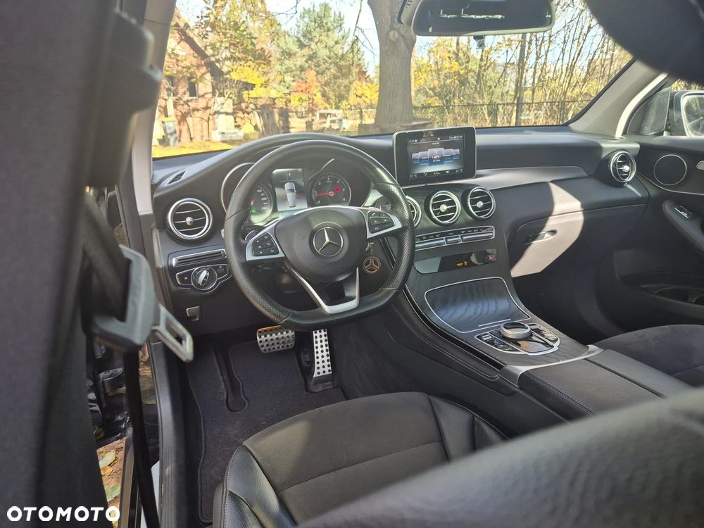 Mercedes-Benz GLC 220 d 4-Matic - 12