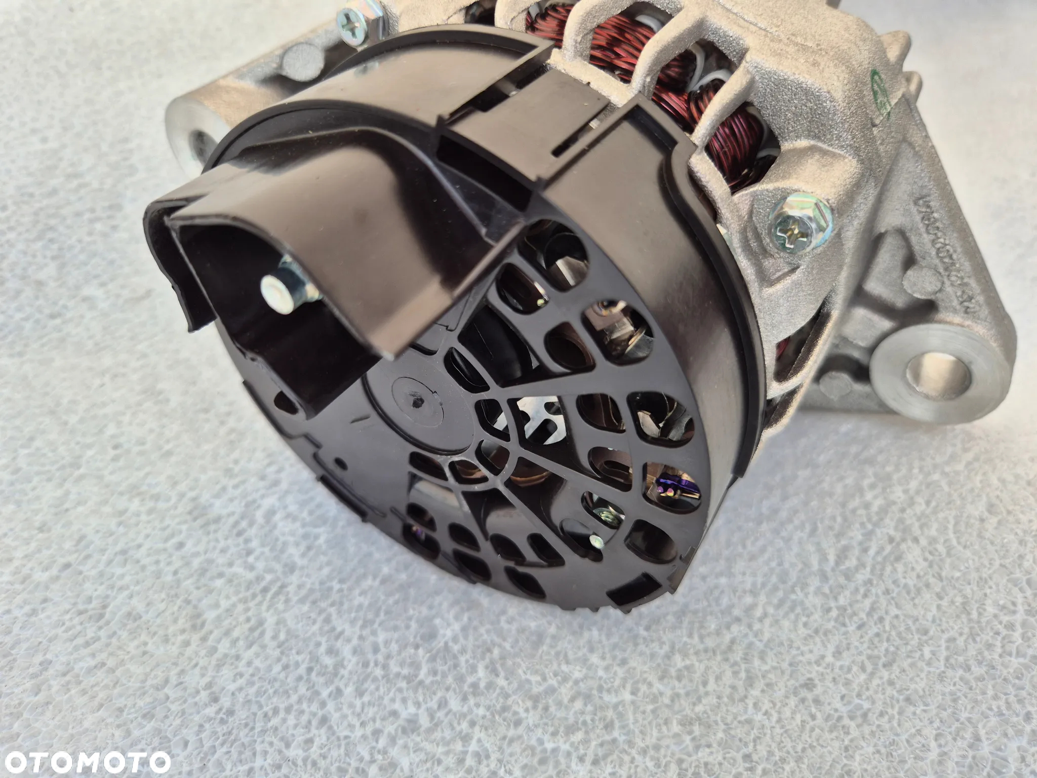 Alternator Fiat 1,4 T-Jet 52003514 - 3