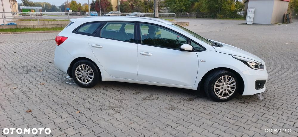 Kia Ceed 2016 photo 4
