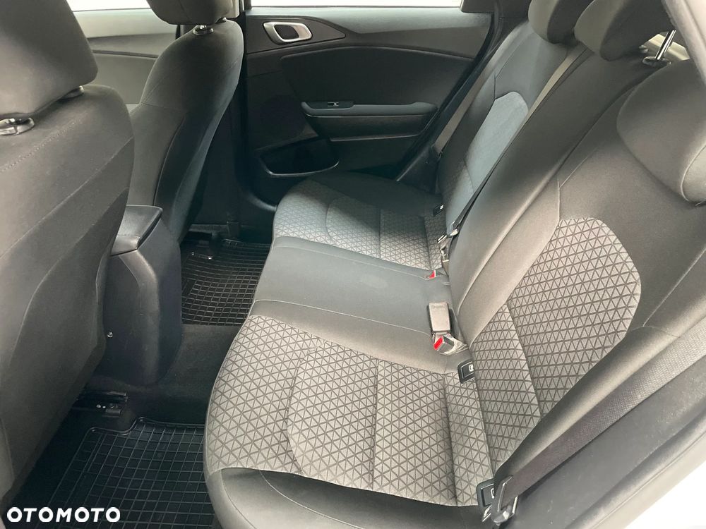 Kia Ceed 1.0 T-GDI S - 17