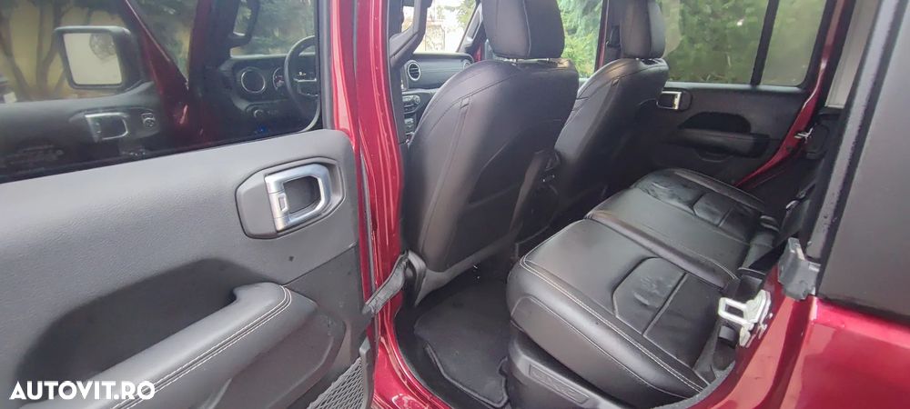 Jeep Wrangler ver-2-0-4xe-at8-phev-sahara - 12