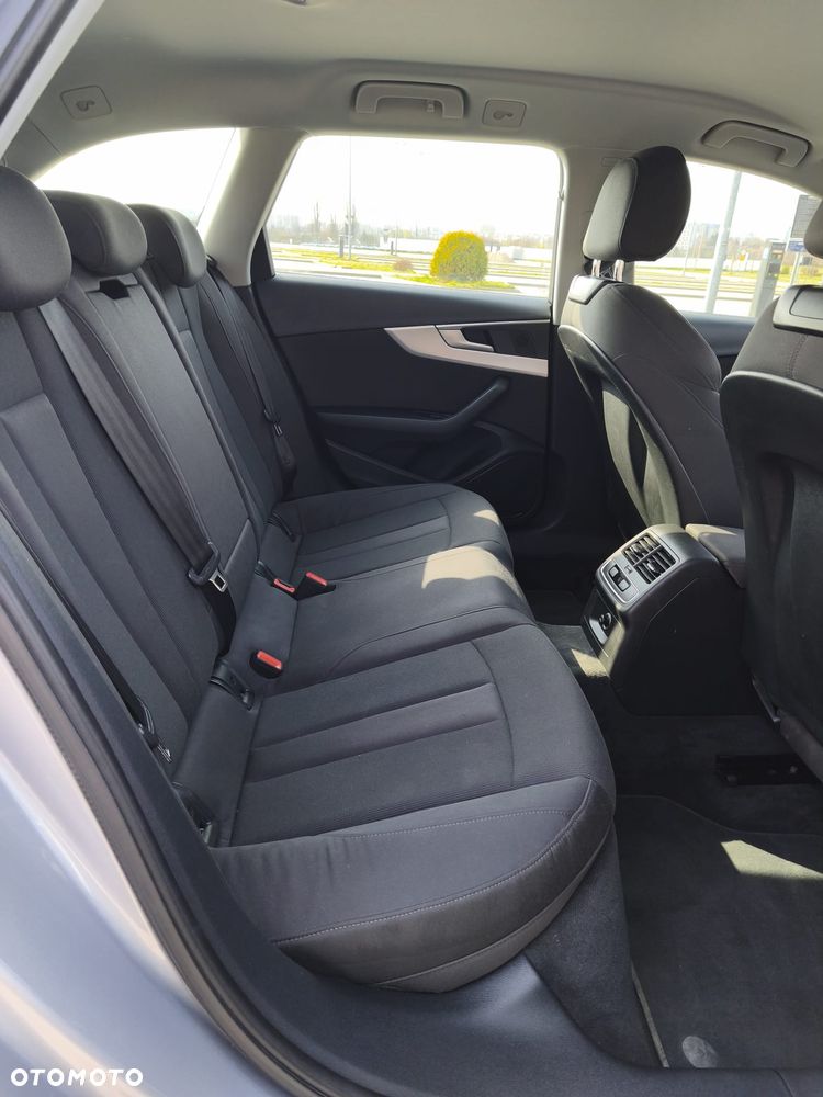 Audi A4 Avant 1.4 TFSI S tronic sport - 17