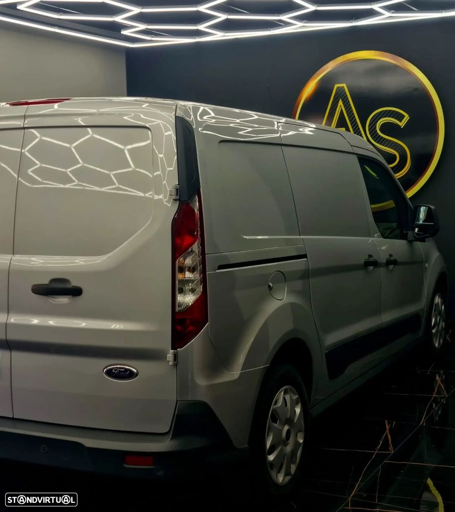 Ford Transit Connect L2 3 Lugares - 36
