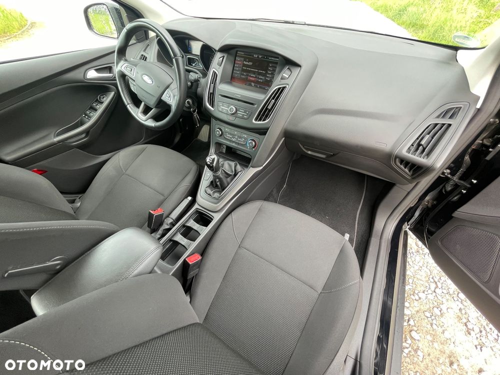 Ford Focus 1.0 EcoBoost Start-Stopp-System COOL&CONNECT DESIGN - 12