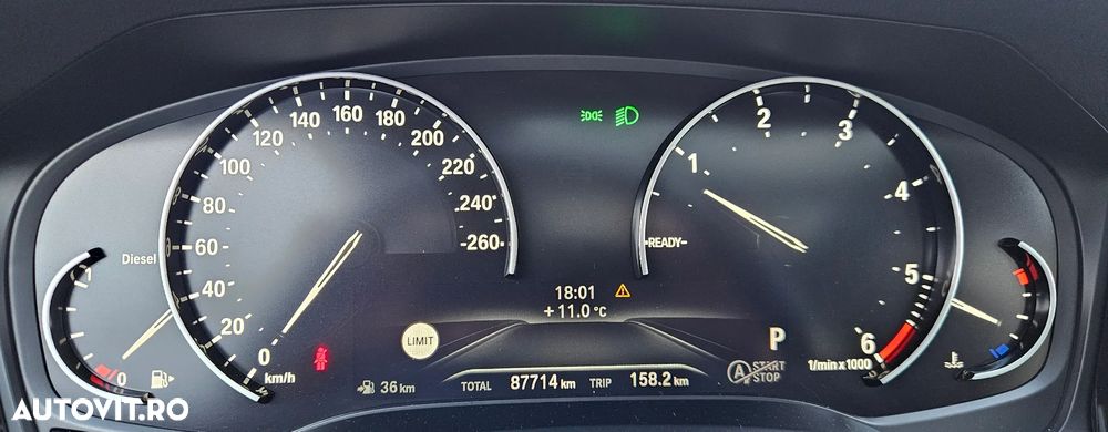 BMW Seria 3 318d Aut. Luxury Line - 8