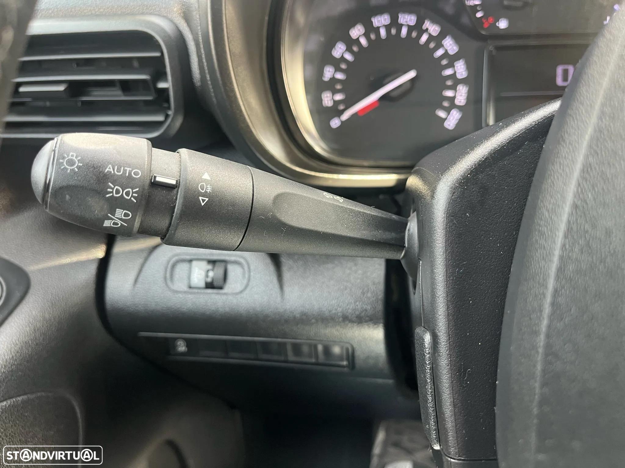 Toyota PROACE CITY L1 1.5 102cv - AC - IVA DEDUTÍVEL - 30