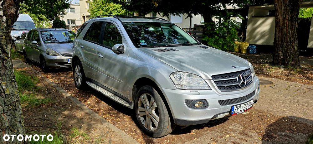 Mercedes-Benz ML - 11