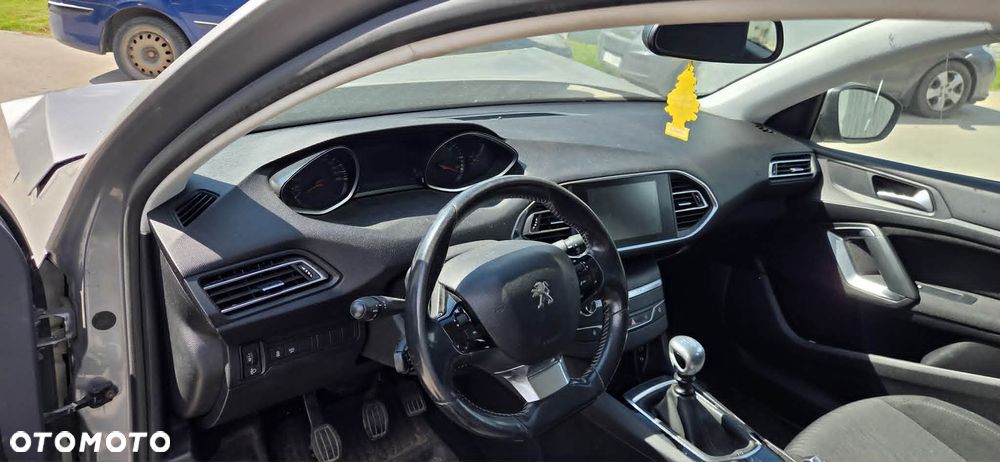 PEUGEOT 308 T9 1,6 BHDI 120KM alternator - 8