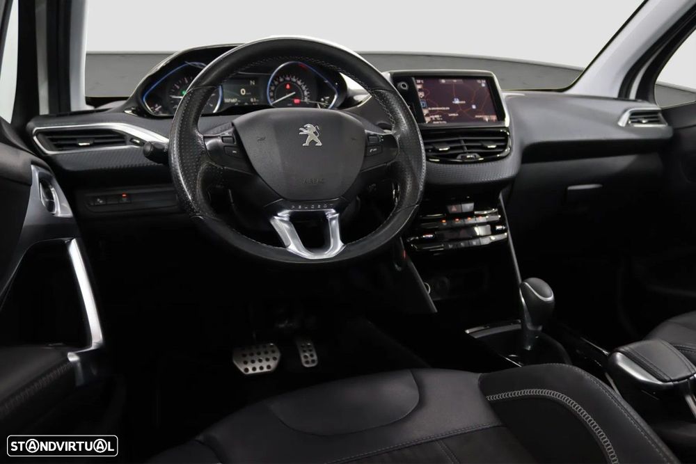 Peugeot 2008 PureTech 110 GPF Stop&Start EAT6 Allure - 5