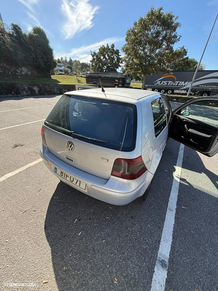 VW Golf - 13