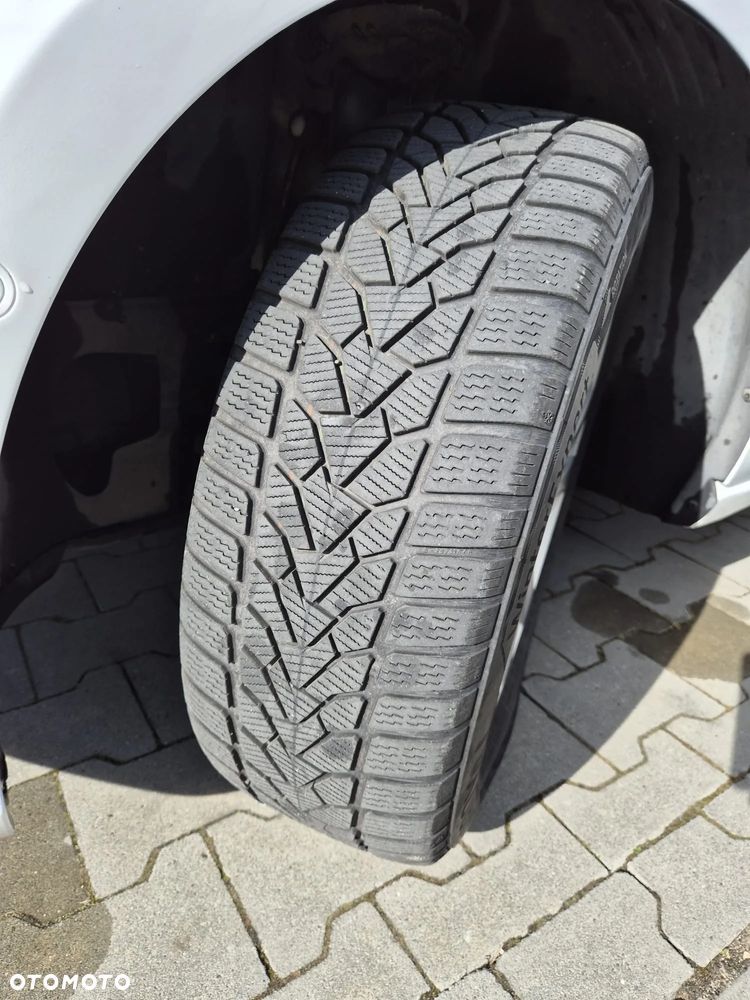 Volkswagen Golf - 15