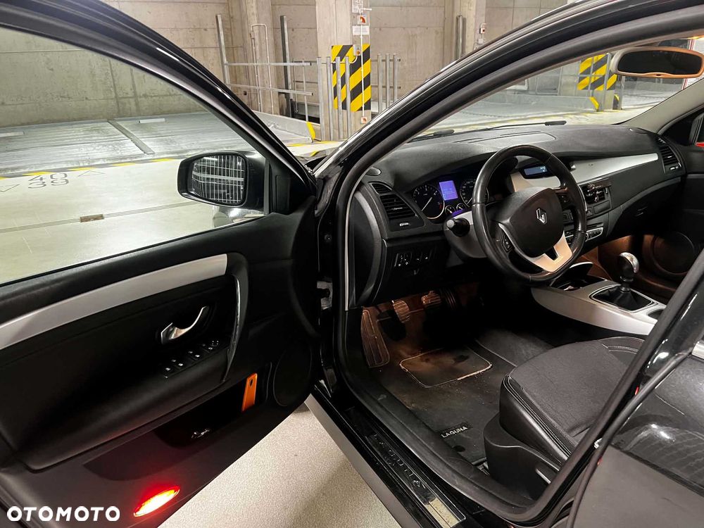 Renault Laguna 2009 photo 5
