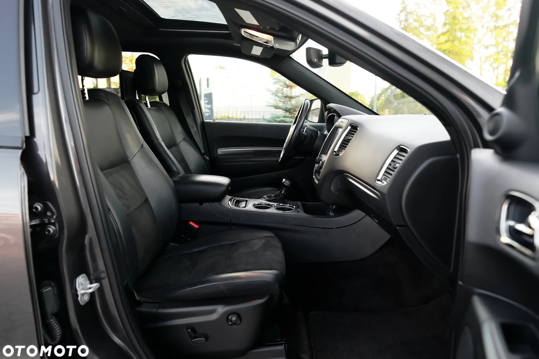 Dodge Durango - 32