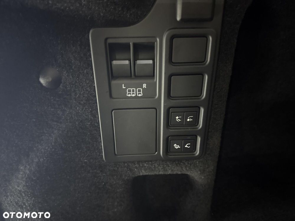 Land Rover Discovery - 21