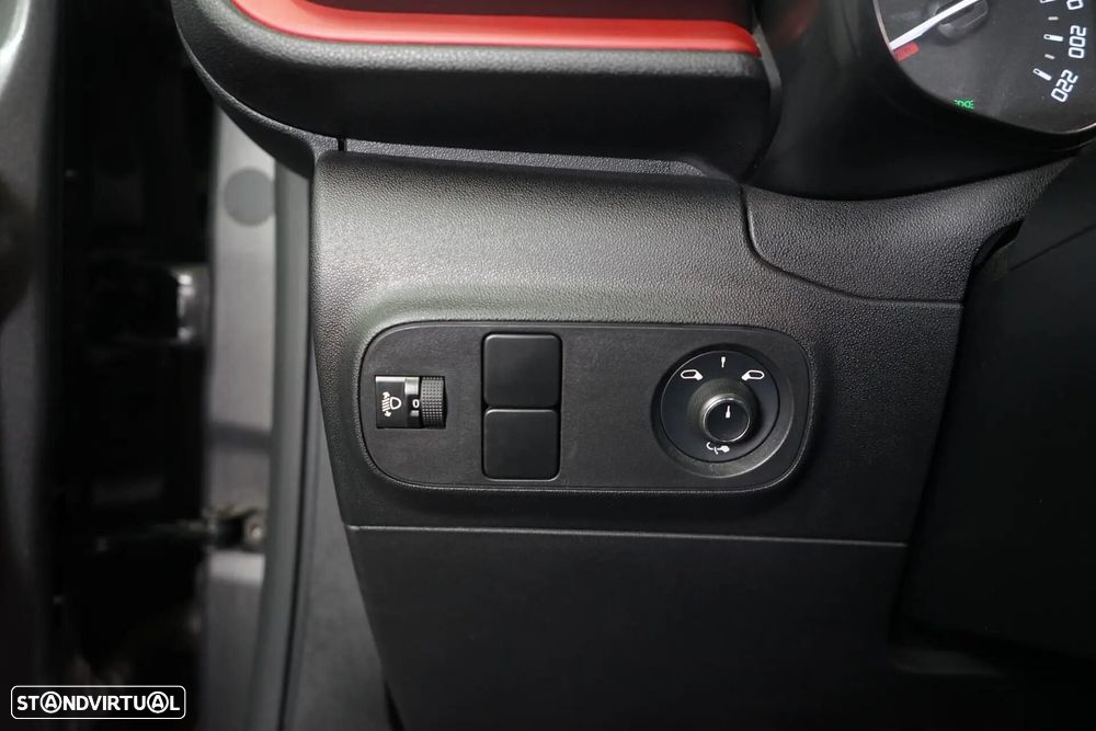 Citroën C3 1.2 PureTech Feel - 28
