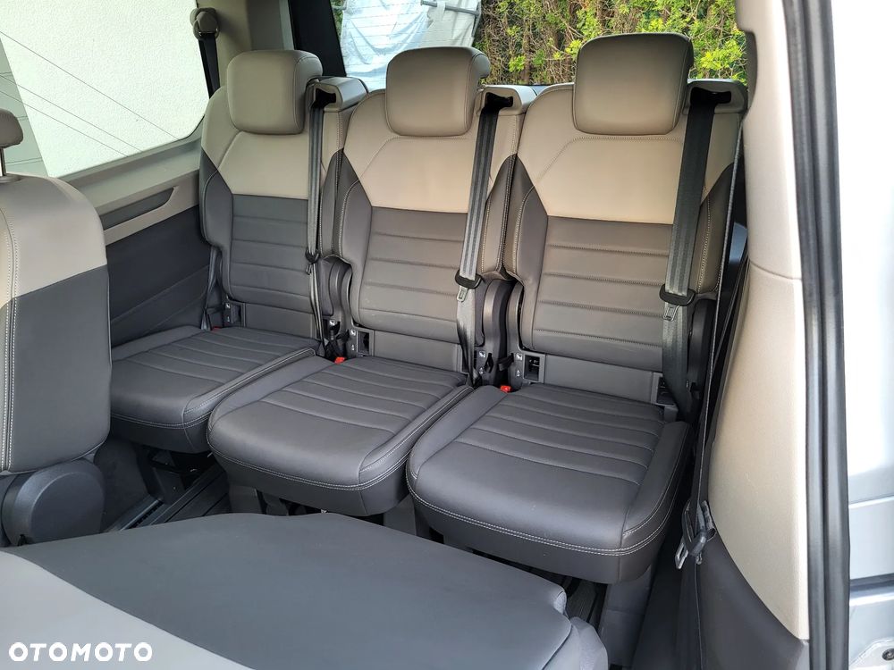 Volkswagen Multivan - 39