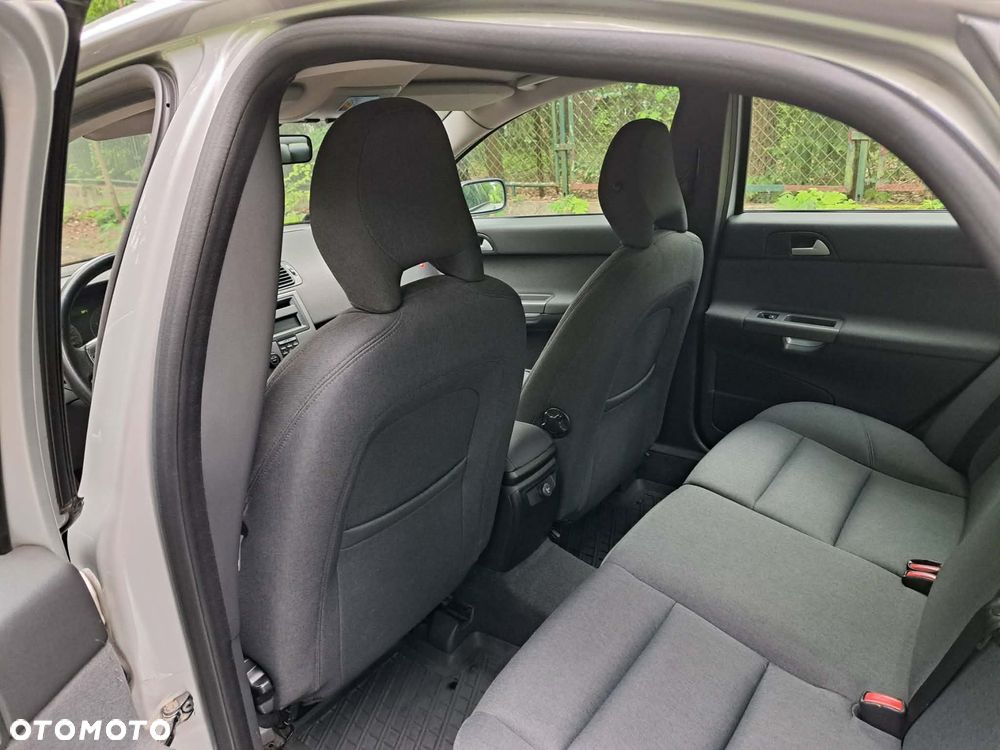 Volvo S40 1.8 RDesign - 10