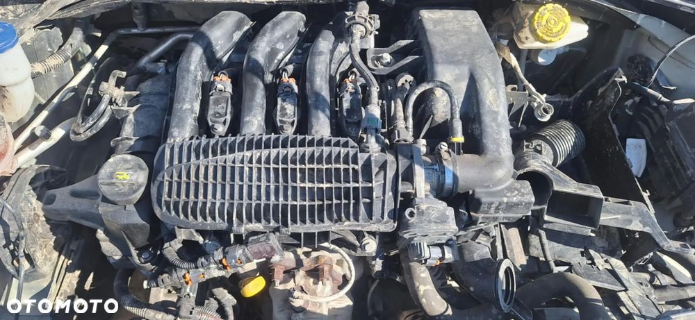 Citroen C4 CACTUS 1,2 VTI 82KM komputer zestaw startowy - 1