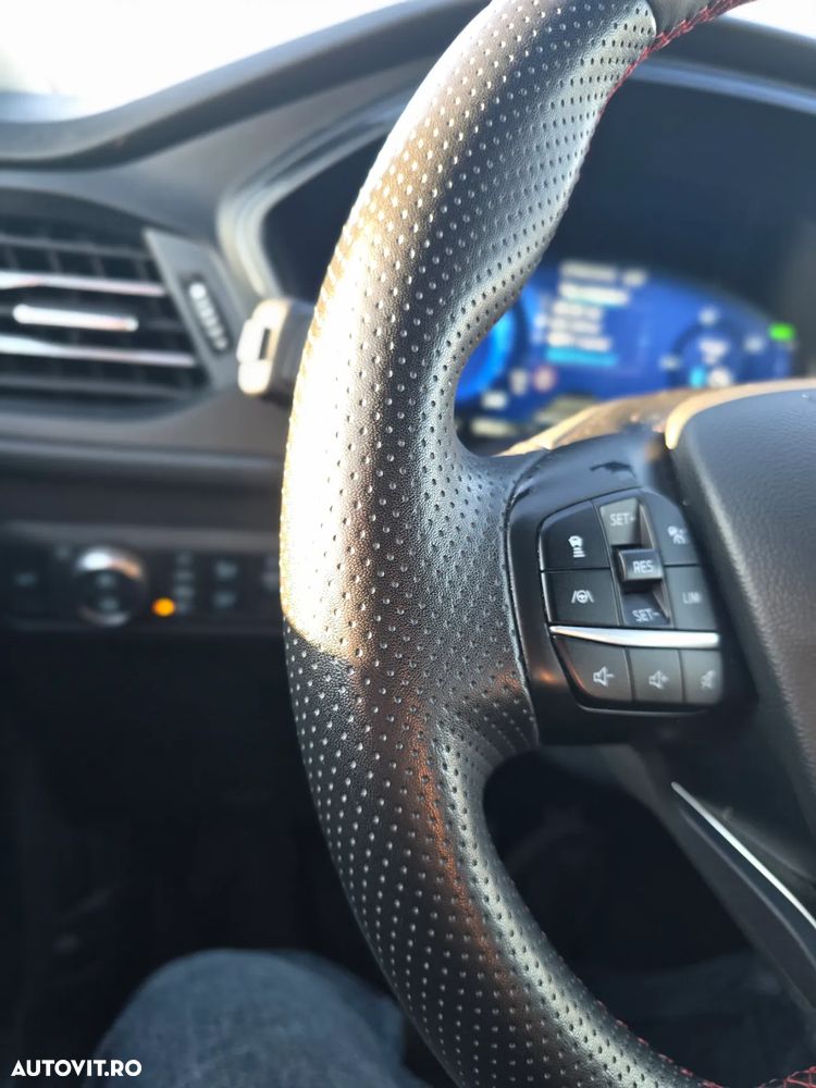 Ford Kuga 2.5 Duratec FHEV FWD ST Line - 24