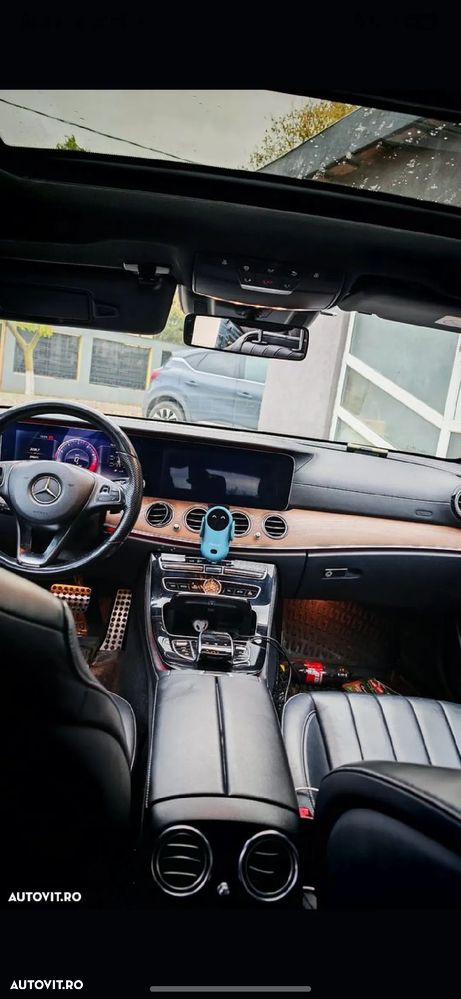 Mercedes-Benz E - 4