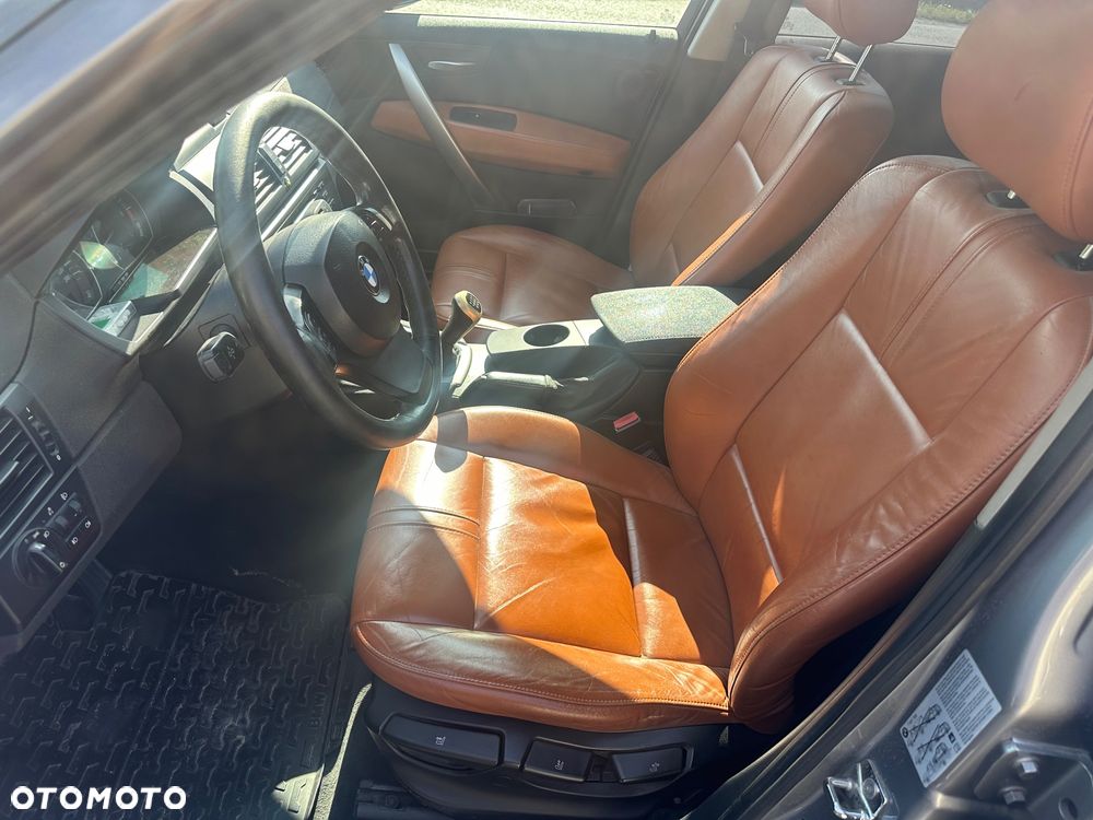BMW X3 2.0d - 13