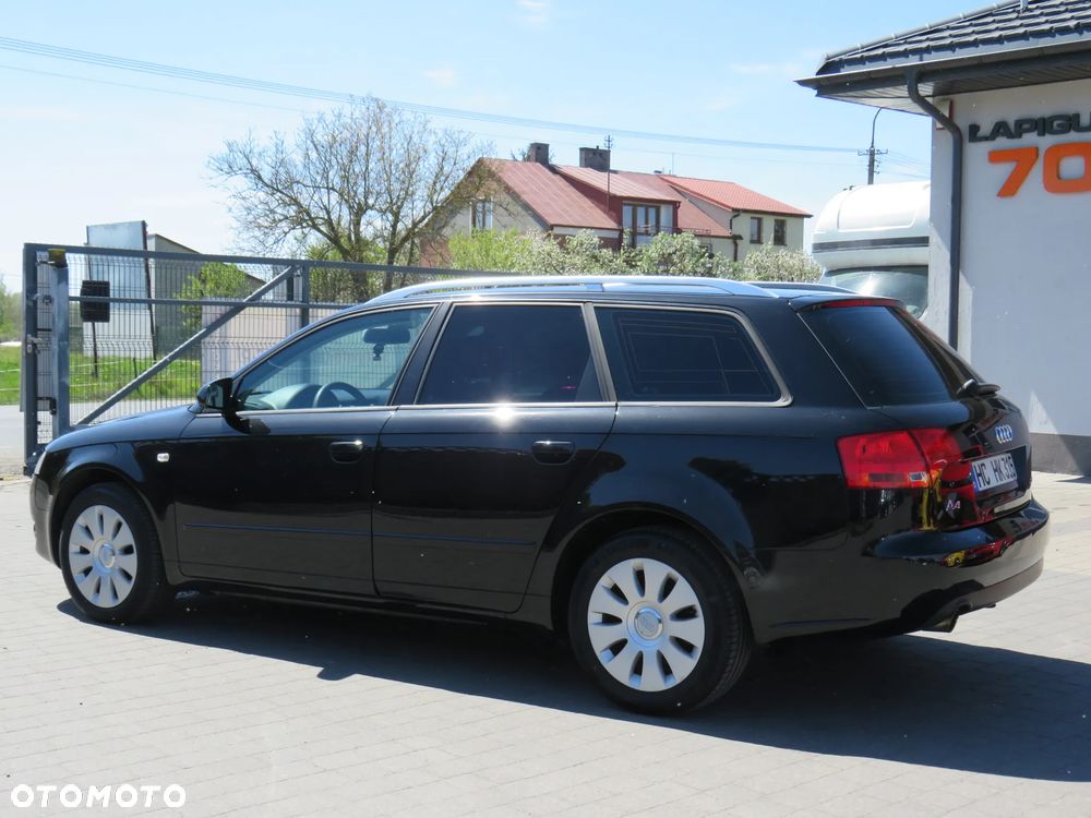 Audi A4 Avant - 19
