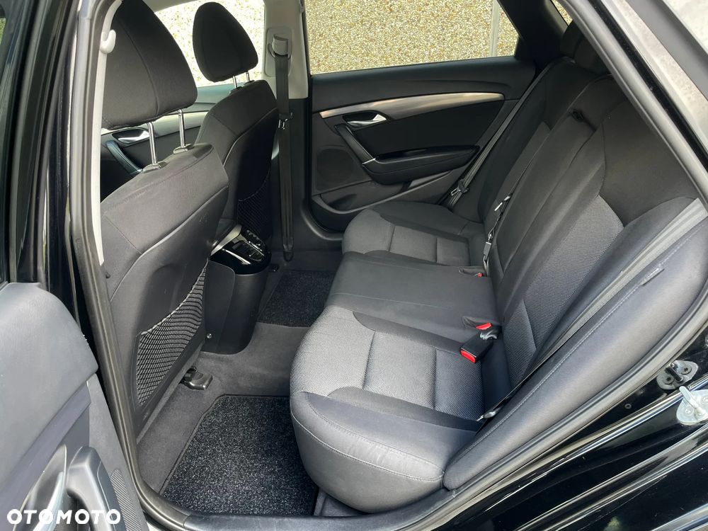 Hyundai i40 1.7 CRDi Comfort + - 11