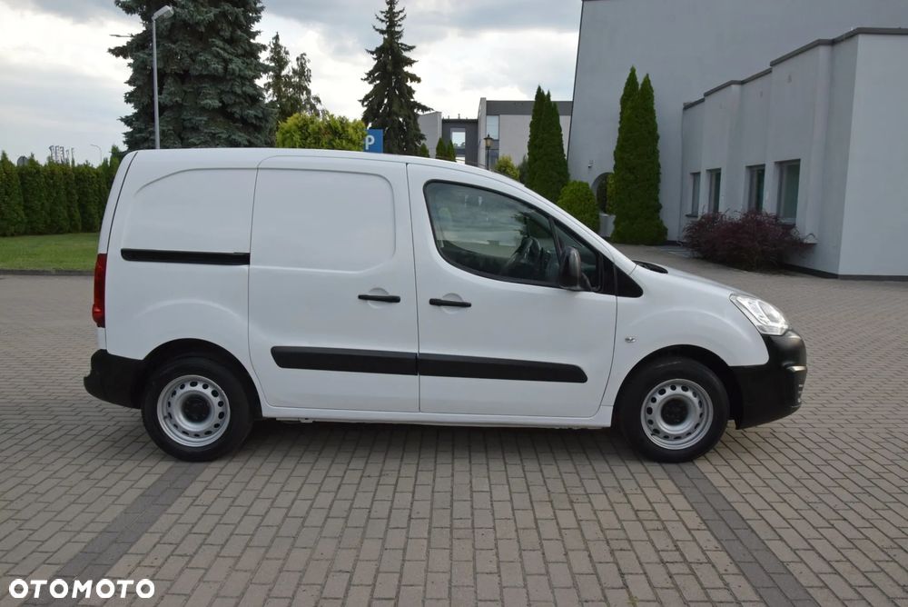 Peugeot PARTNER 1,6 HDI 90 KM 3-Osobowy - 2