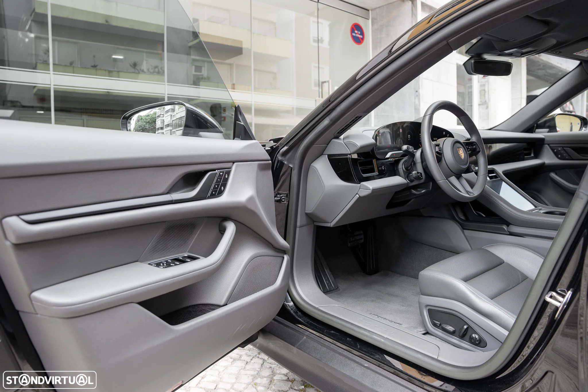 Porsche Taycan Sport Turismo Standard - 6