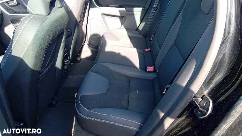 Volvo XC 60 - 11