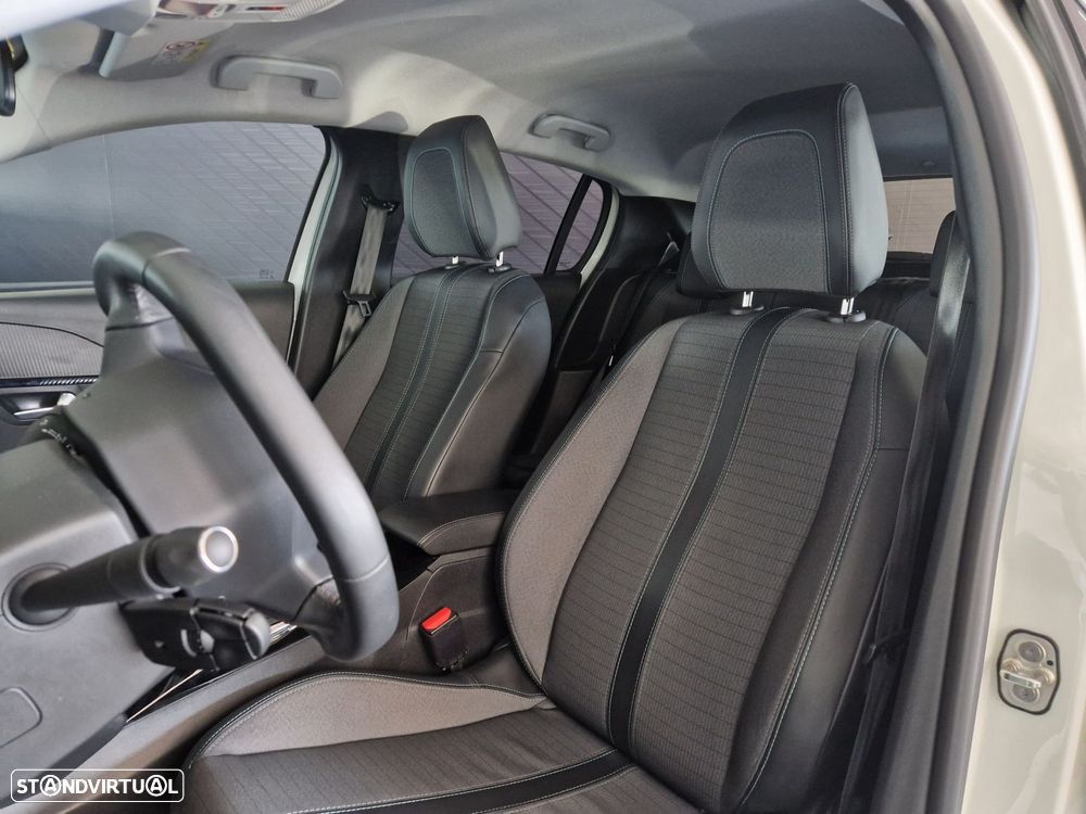 Peugeot e-208 50 kWh Allure - 10