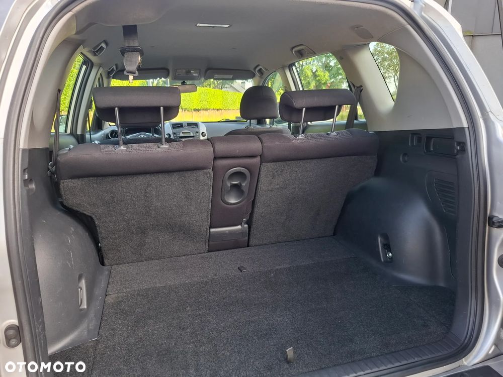 Toyota RAV4 2.2 D-4D Sol 180 - 14