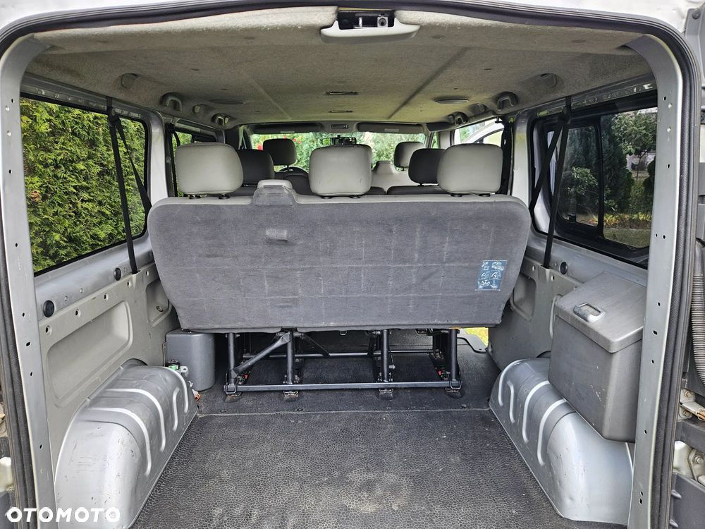 Renault Trafic - 13