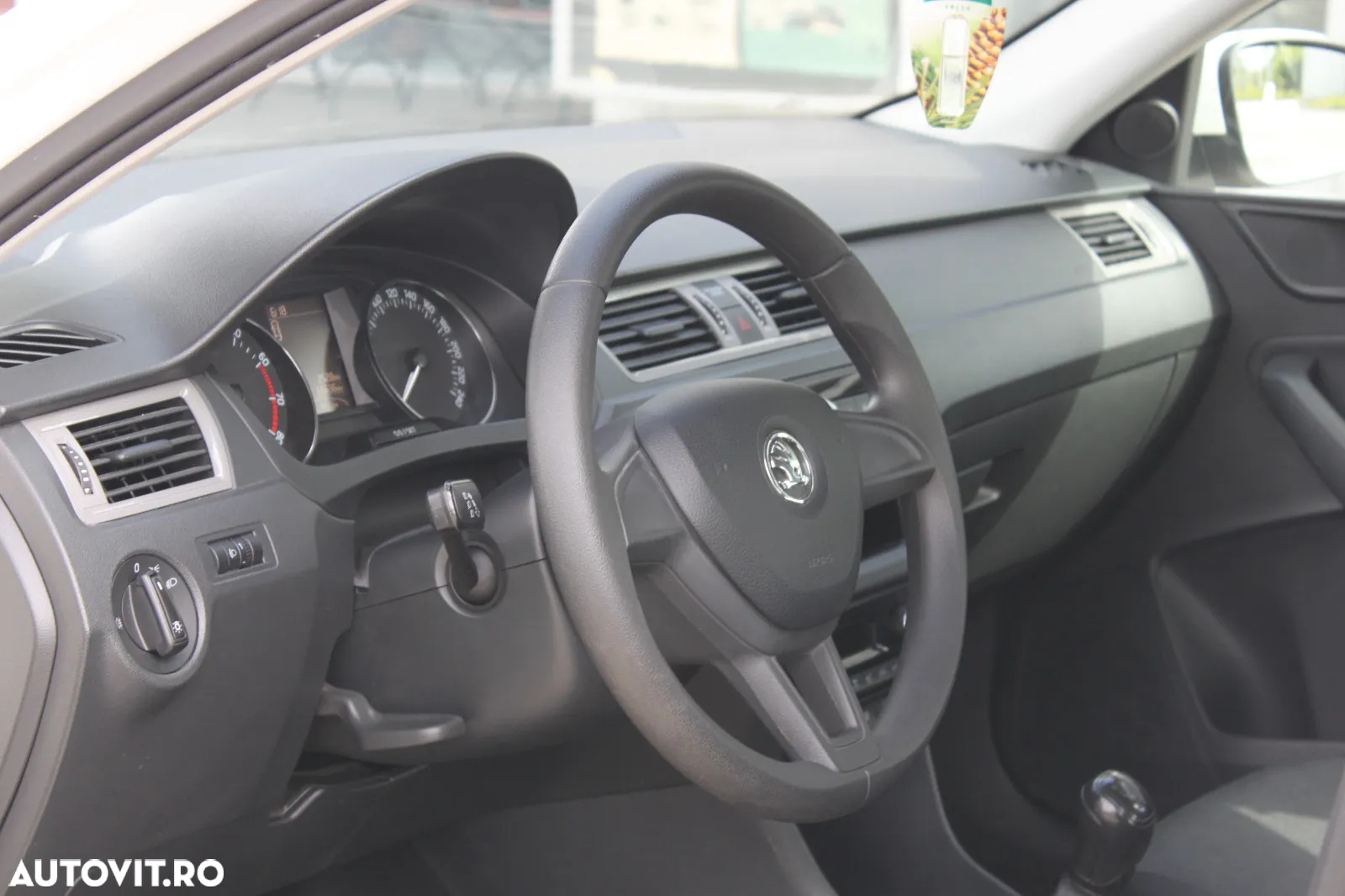 Skoda RAPID 1.2 TSI Ambition - 5