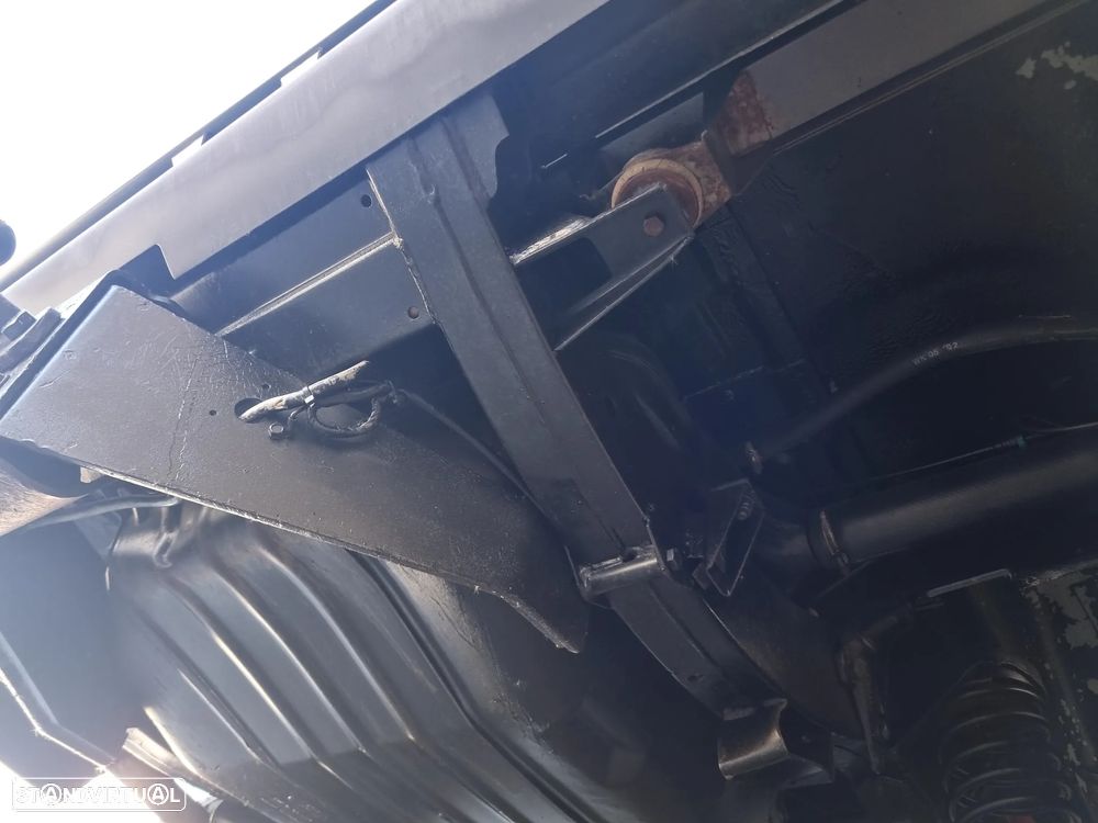 Land Rover Range Rover - 25