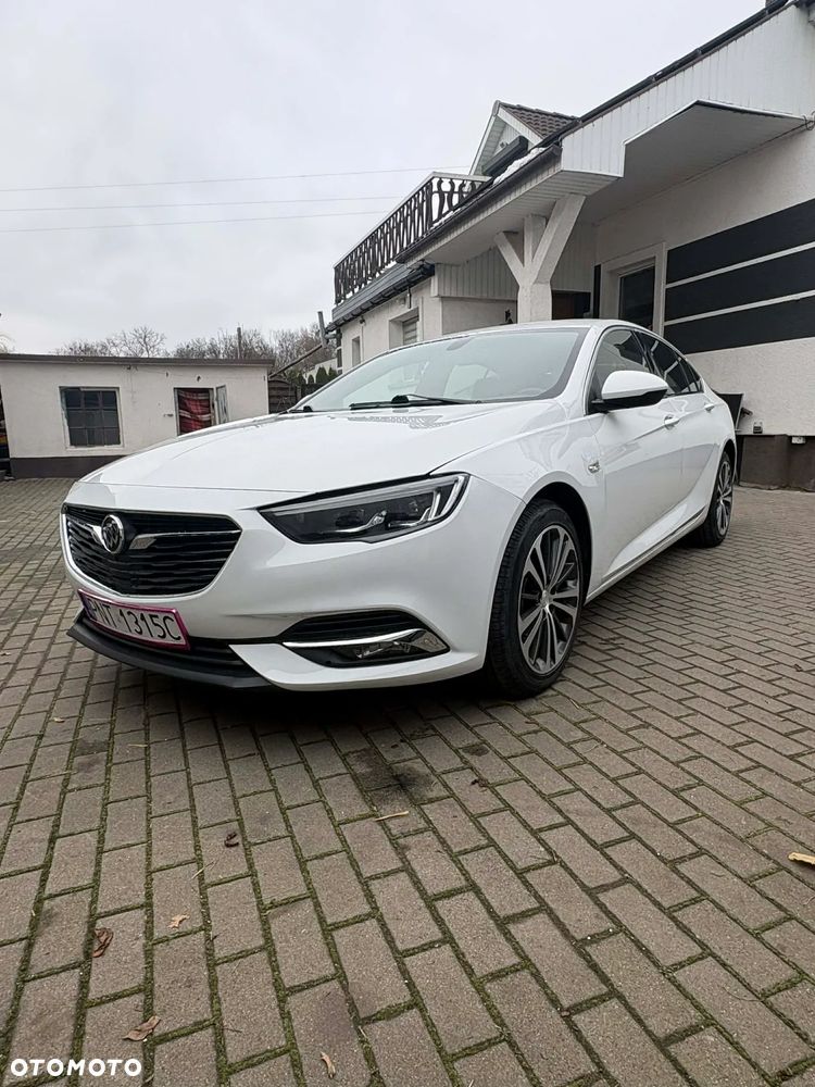Opel Insignia - 2