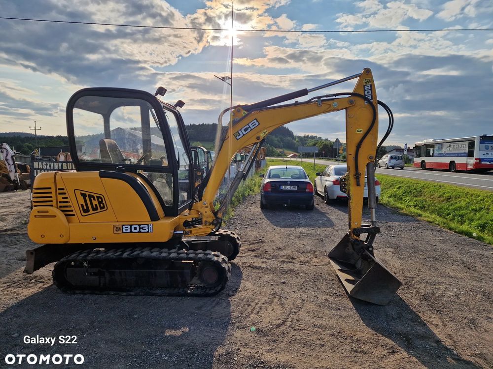 JCB 803 - 11