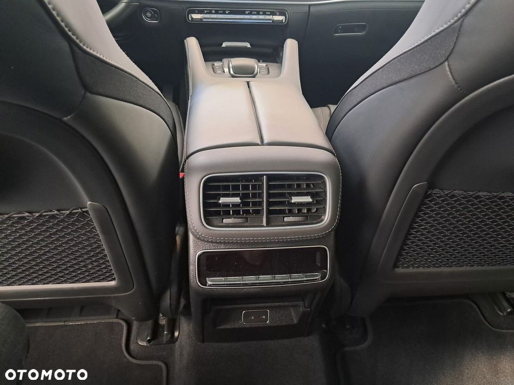 Mercedes-Benz GLE - 38