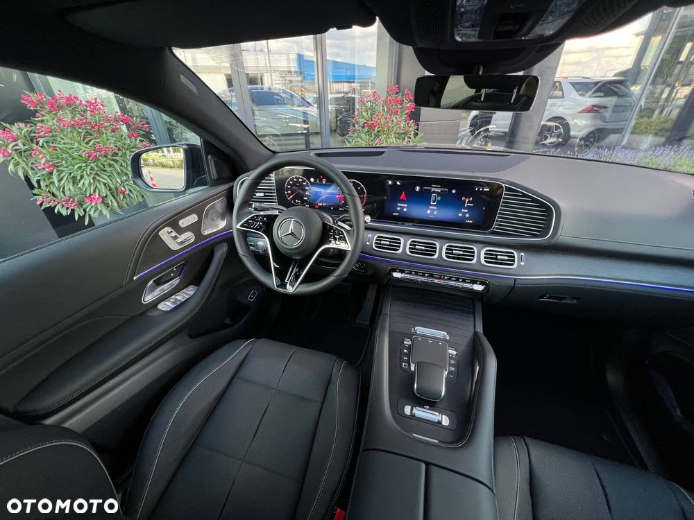 Mercedes-Benz GLE - 12