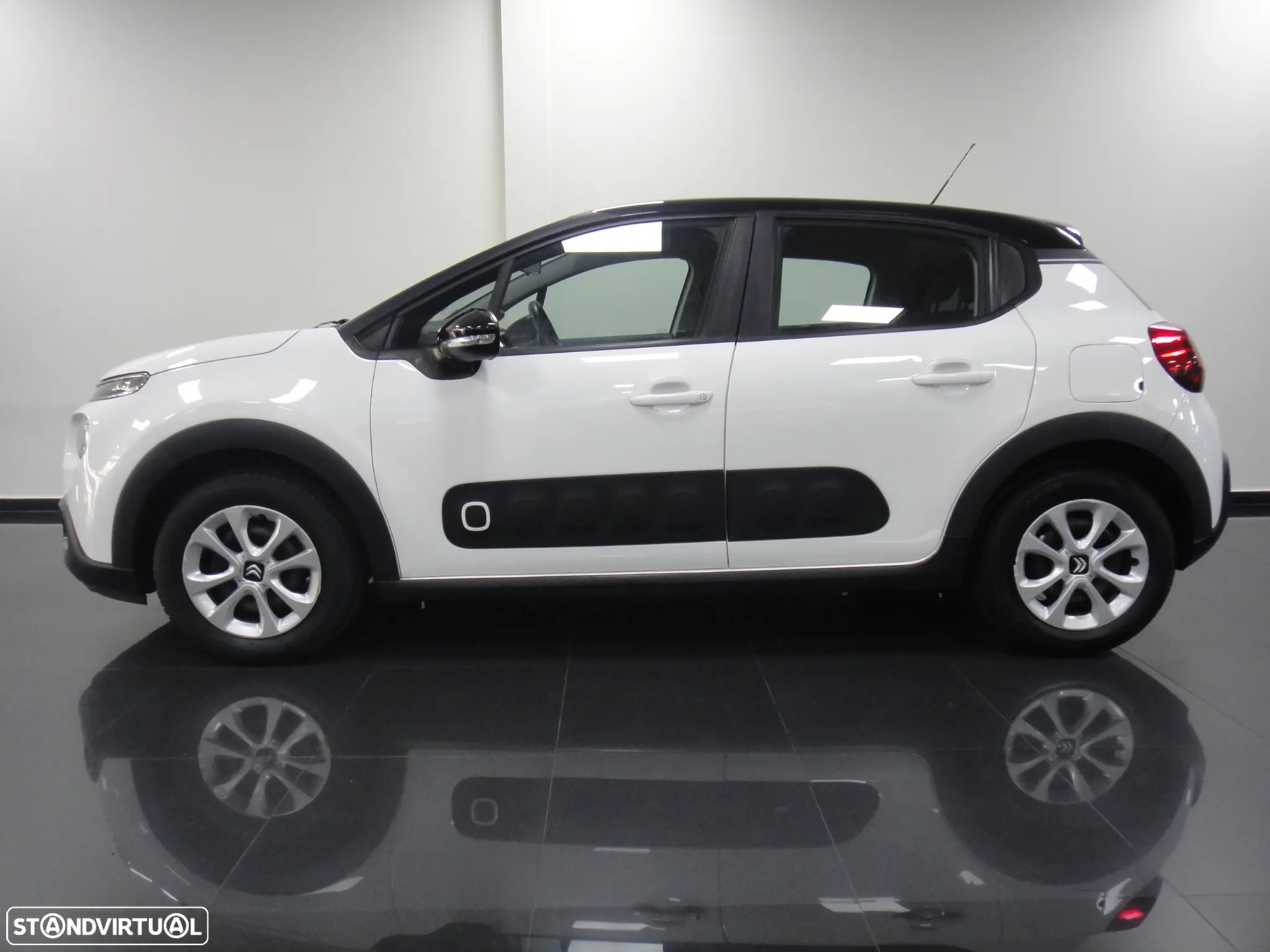 Citroën C3 1.2 PureTech Shine - 5