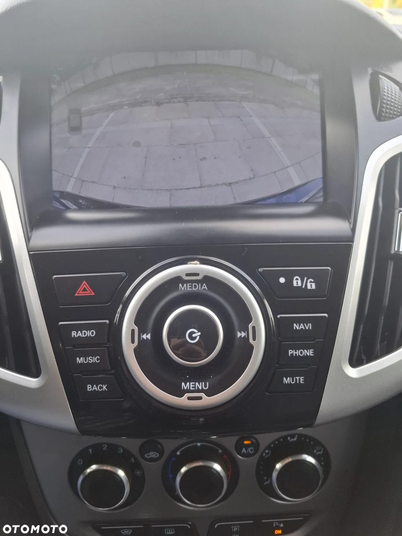 Ford Focus 1.6 TDCi Trend - 10