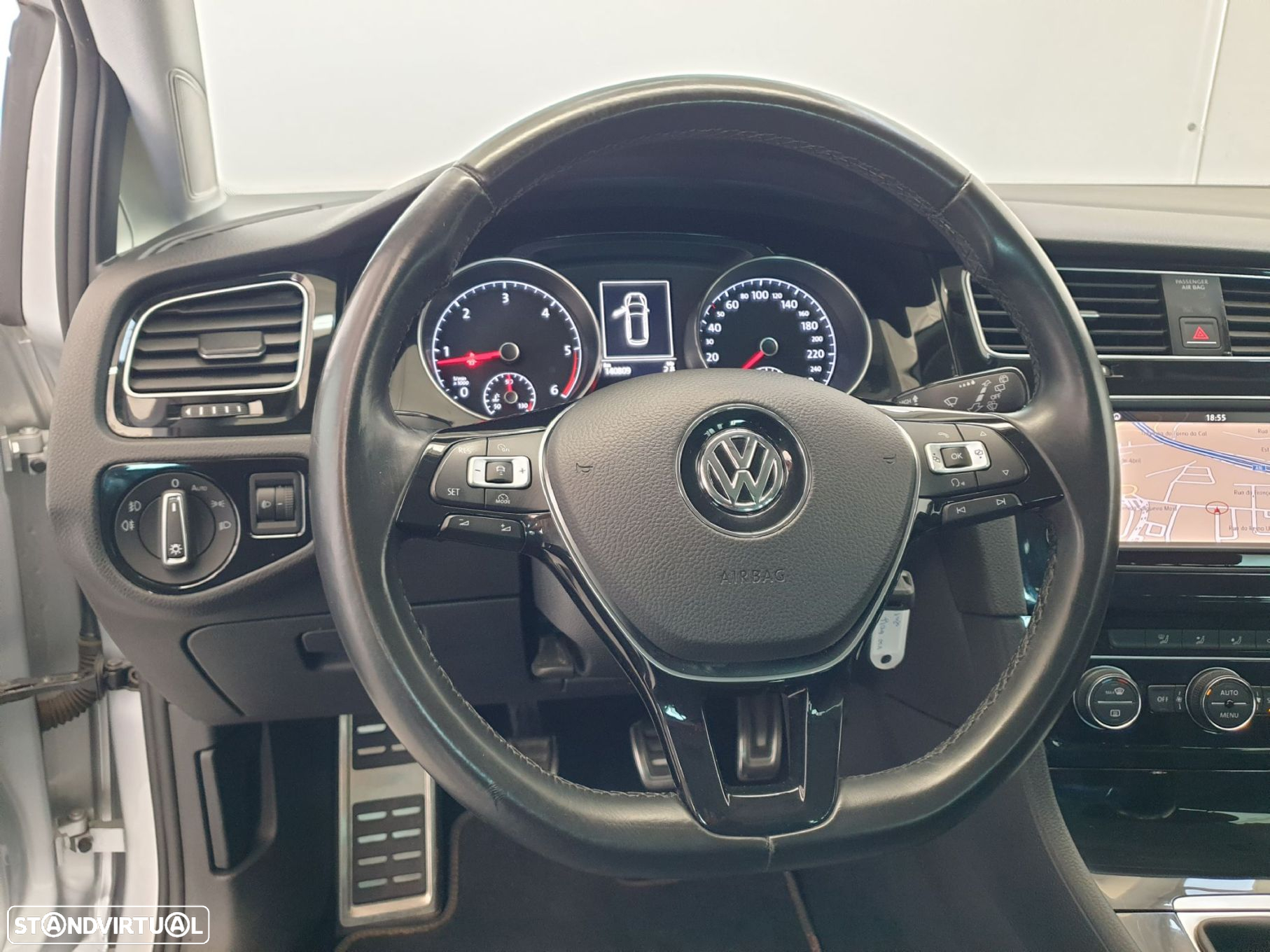 VW Golf Variant 1.6 TDi BlueMotion Allstar - 16