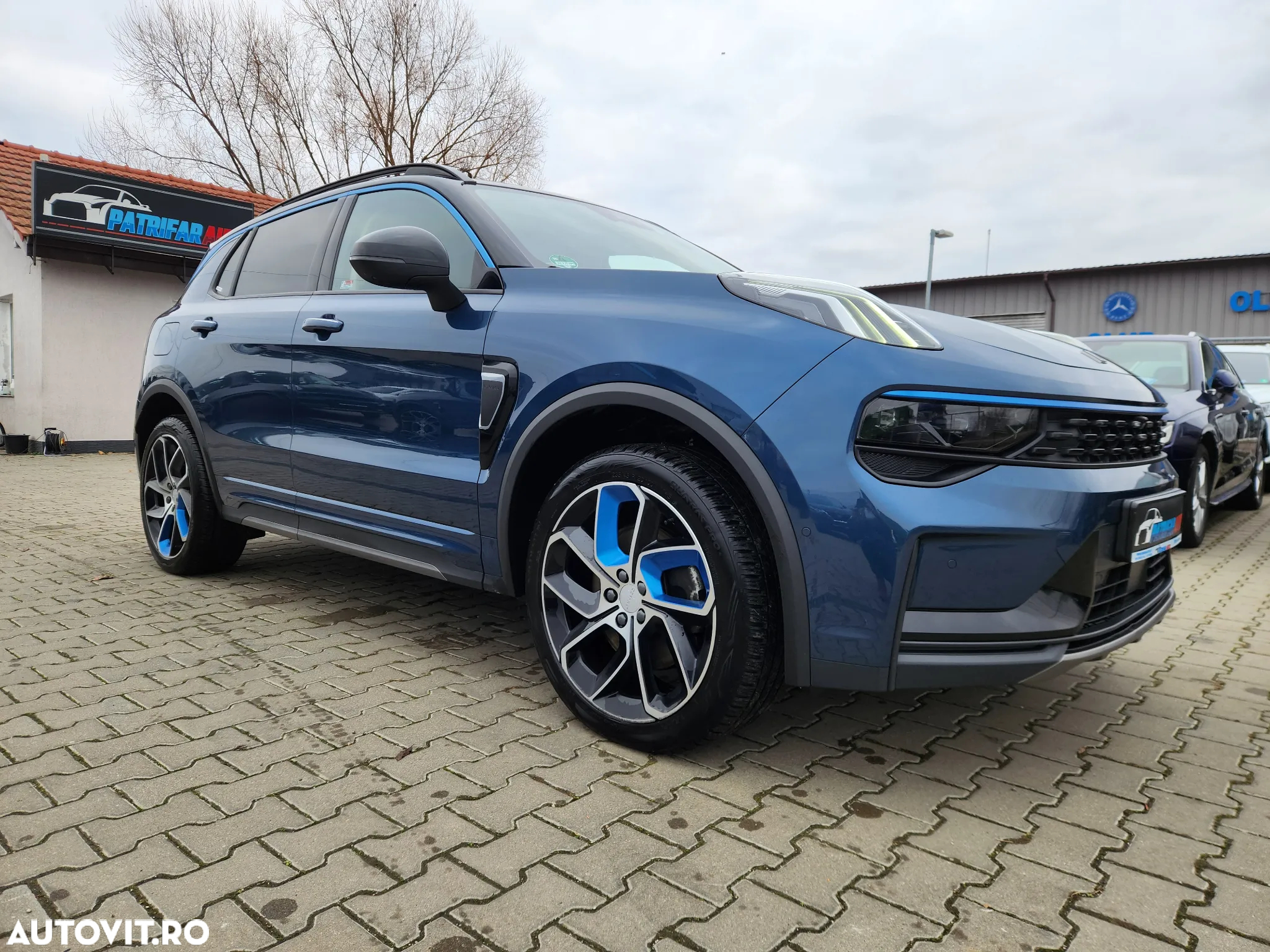 Lynk&Co 01 - 16