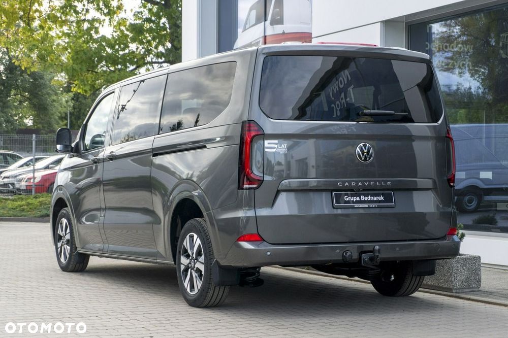 Volkswagen Caravelle - 9
