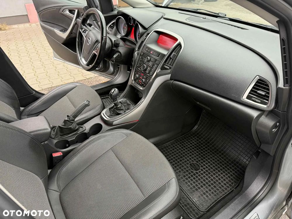 Opel Astra III 1.7 CDTI EcoFLEX - 36