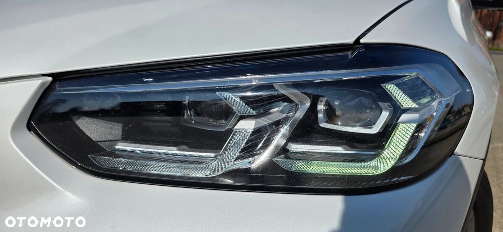 BMW X3 xDrive30i - 30