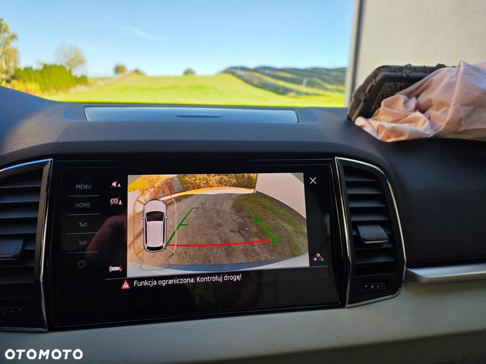 Skoda Karoq 2.0 TDI SCR 4x4 DSG Style - 24