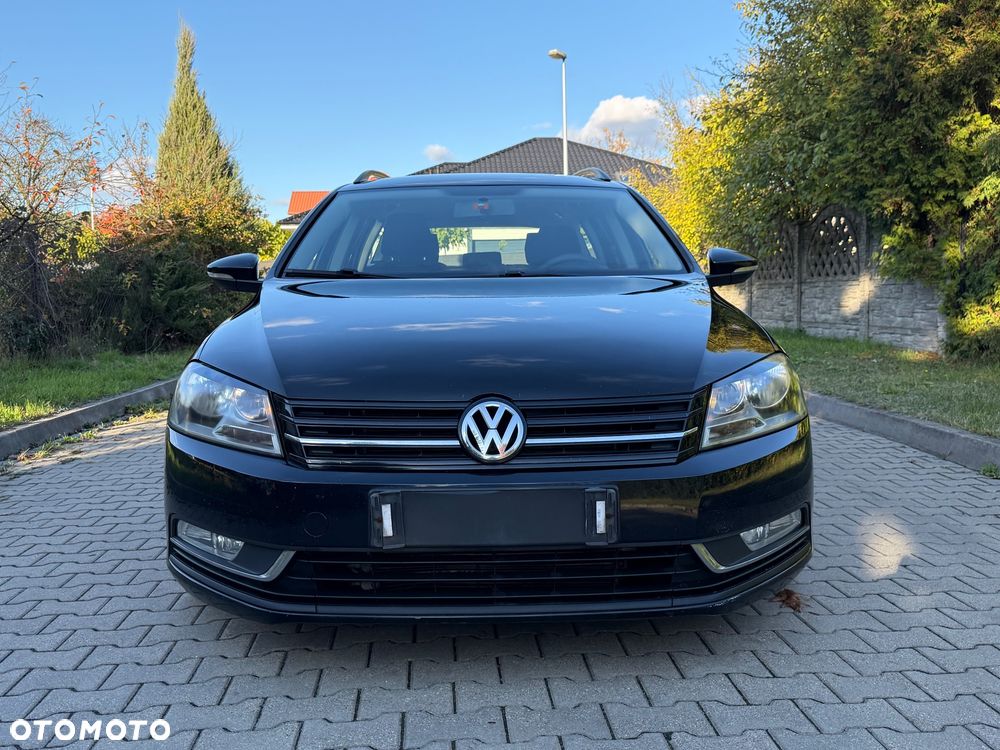 Volkswagen Passat - 14
