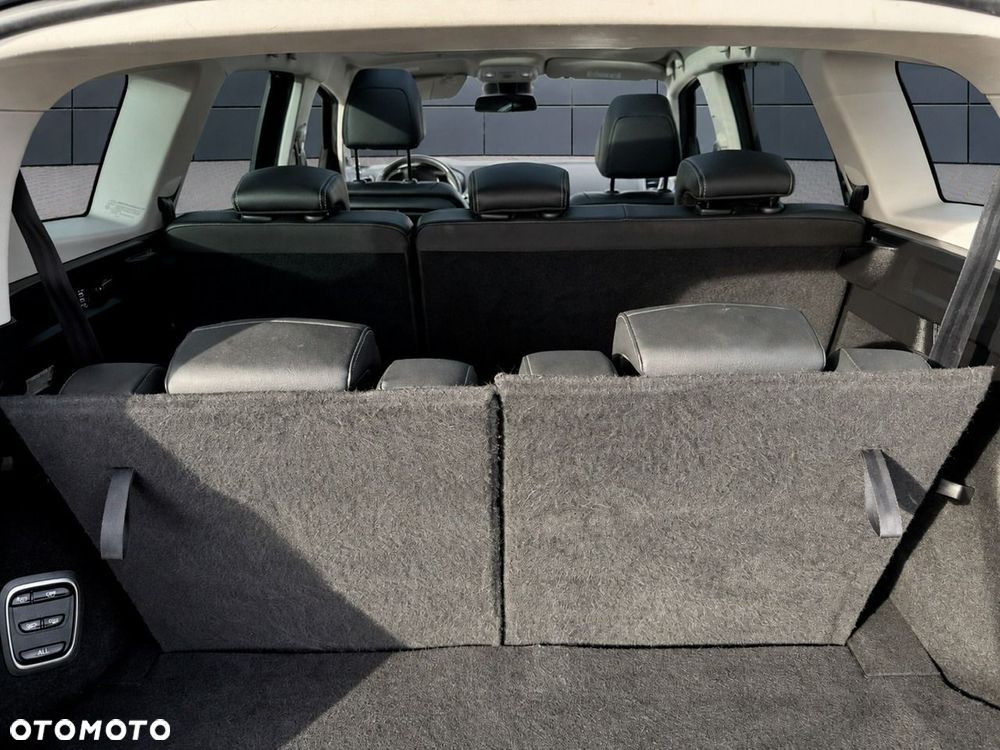 Renault Grand Scenic - 22